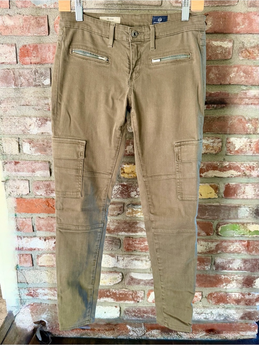 AG Cargo Pocket Skinny in Army Green